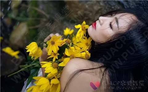 1592900763890960