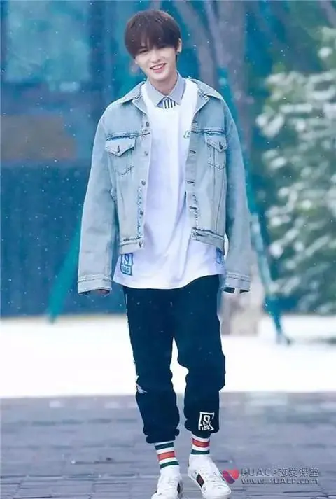 男人初秋穿什么?这东西不仅百搭还显男人味第3张