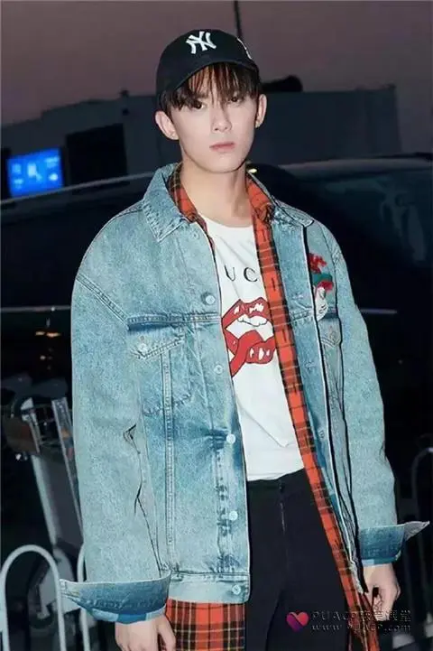 男人初秋穿什么?这东西不仅百搭还显男人味第8张