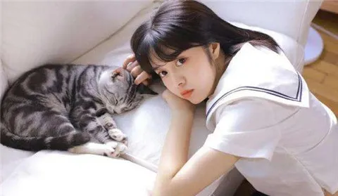 第一次怎么和女生聊天?如何开启第一个话题?第1张