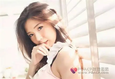 第一次和女生聊天怎么聊比较好?3个技巧告别尬聊冷场